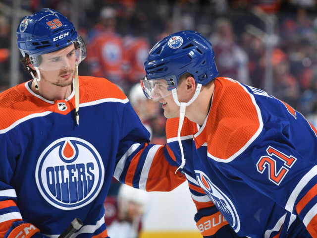 Oilers ship Yamamoto, Kostin to Red Wings