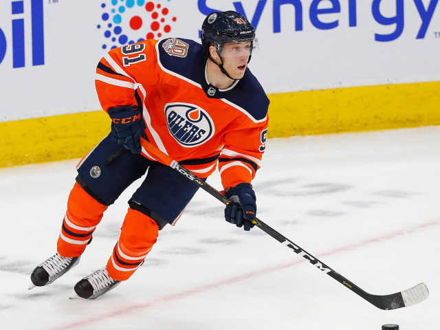 Edmonton Oilers sign Drake Caggiula, Lane Pederson to two-year contracts with $775,000 AAVs
