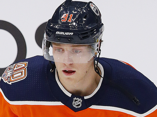 Oilers sign trio of players but lose Bjugstad in free agency