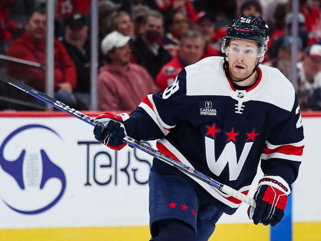 Report: Oilers adding Connor Brown on 1-year deal