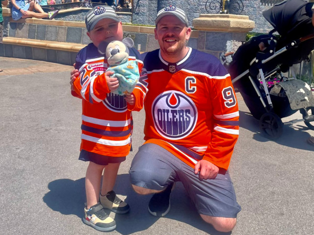 Mike Stelter, father of late Edmonton Oilers superfan Ben, diagnosed with cancer