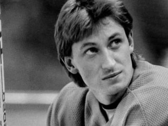 Gretzky’s game-used stick from 1988 Stanley Cup Final going up for auction