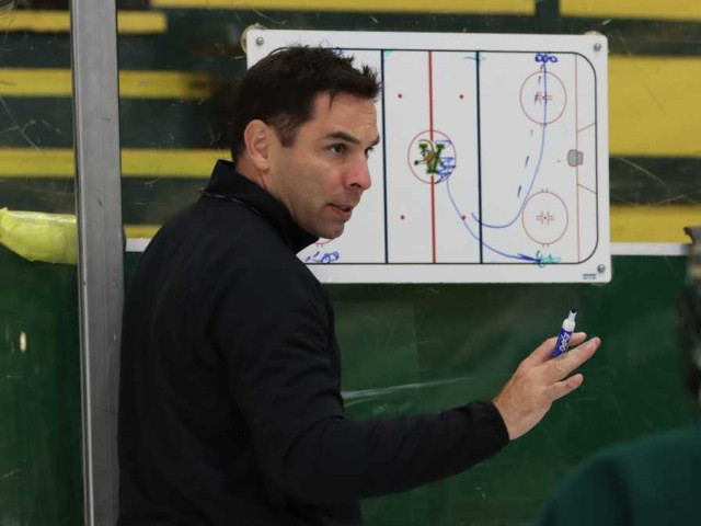 Todd Woodcroft, brother of Edmonton Oilers head coach, fired from University of Vermont Men’s hockey team following ‘inappropriate’ text messages with student