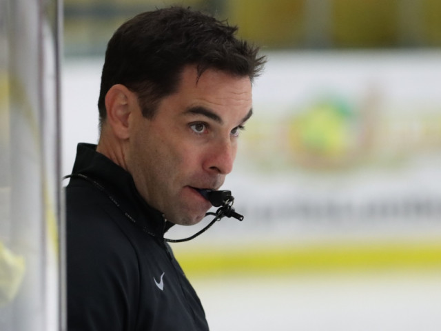 ‘No allegations or indication of anything beyond inappropriate texts’ found after four-month investigation leads to University of Vermont firing men’s hockey coach Todd Woodcroft