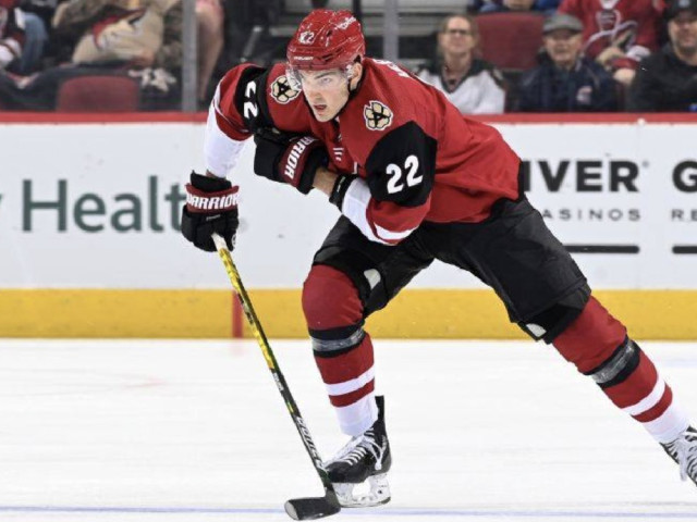 NHL Notebook: Arizona Coyotes avoid arbitration with new contract for Jack McBain and how Logan Cooley turning pro is a game changer for the ‘Yotes