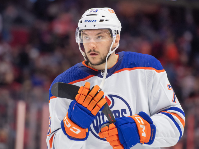 Can Vincent Desharnais be an effective full-time NHL player in 2023-24?