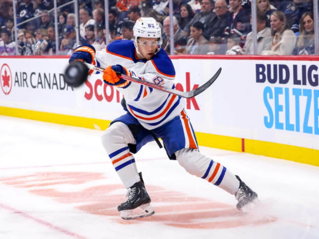 Lowetide: Is trading Philip Broberg in the Oilers’ future?
