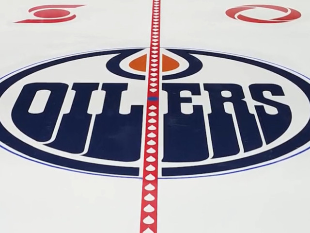Edmonton Oilers add a new design to the Rogers Place Ice