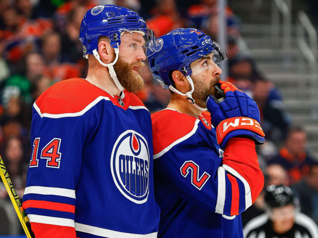Oilers' Ekholm embracing mentorship role with Bouchard