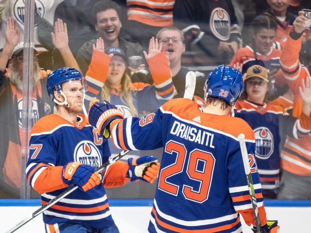 McDavid scores OT winner, Oilers edge Canucks in pre-season game