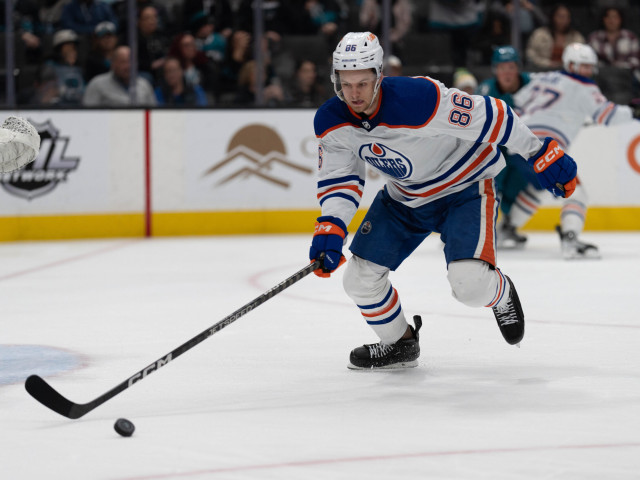 Oilers training camp notes and the opening night starter