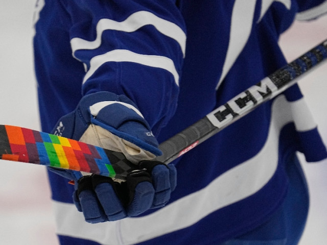 At least one NHL team makes Pride Tape order despite ban: report