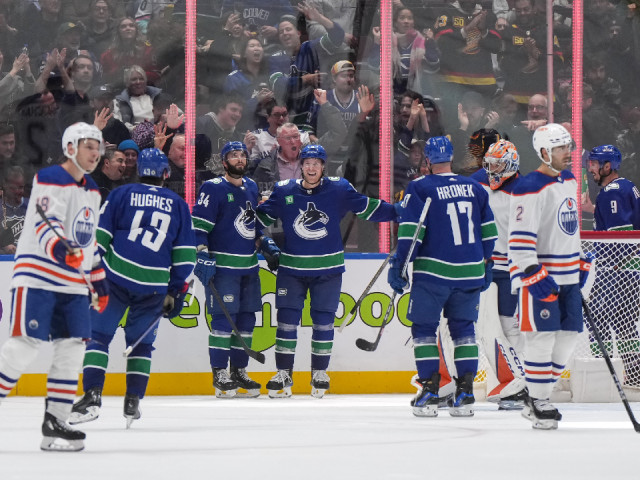 Far removed from last year, Canucks encouraged by season-opening win vs. Oilers