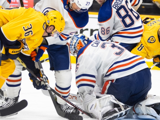 Oilers' Campbell makes potential save of the year in win over Predators