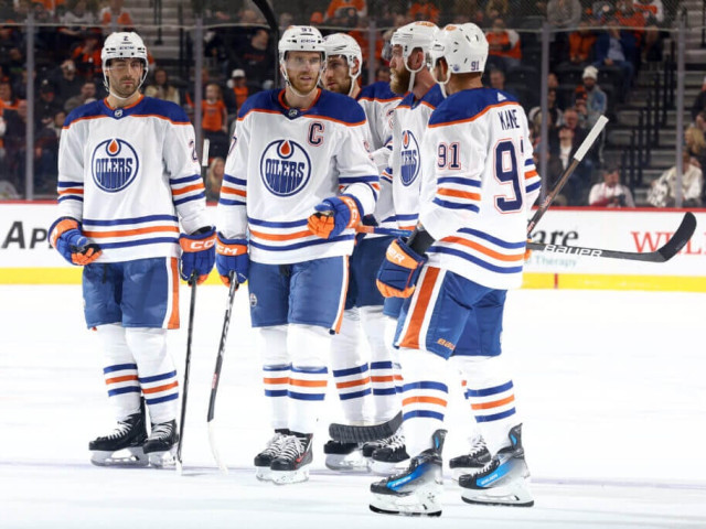 Oilers, in early-season disarray, left searching for answers: ‘It’s just unacceptable’