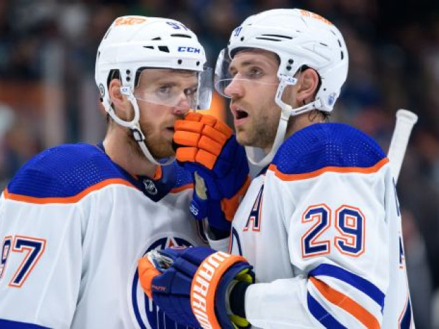 Judging NHL overreactions after one week: Are the Oilers in trouble?