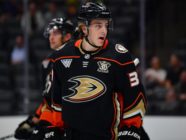 NHL Notebook: Could Anaheim Ducks forward Leo Carlsson sneak into the Calder Trophy conversation?