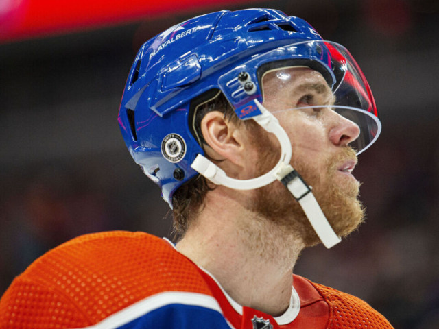 Oilers awaiting update after McDavid misses OT in loss to Jets