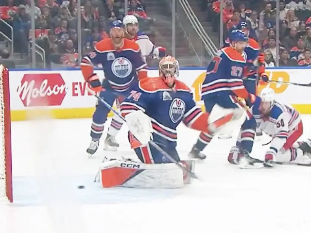 Struggle for Oilers Continue: Fans Boo as Rangers Secure Shutout