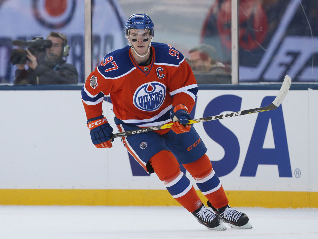 Connor McDavid to practice with Oilers on Saturday, status for Heritage Classic still unclear