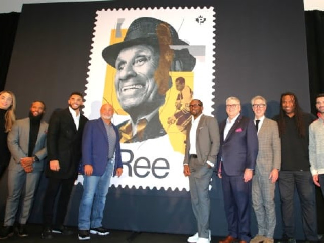 Stamp honouring hockey trailblazer Willie O'Ree unveiled by Canada Post