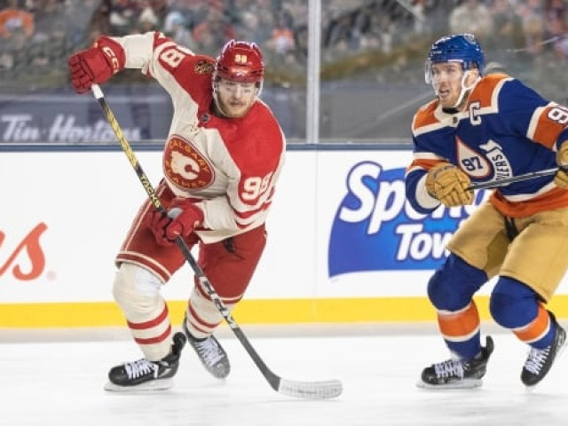 Oilers end losing streak at Heritage Classic with 5-2 win against Flames