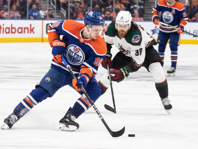 Oilers loan defenceman Philip Broberg to AHL Bakersfield