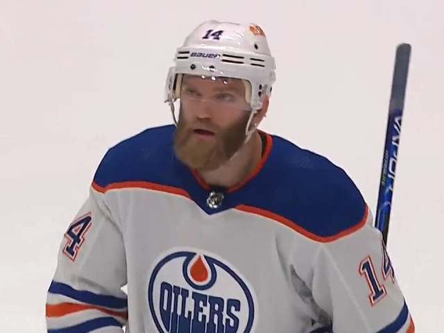 Oilers’ Ekholm blasts slapshot top shelf to score first goal of season