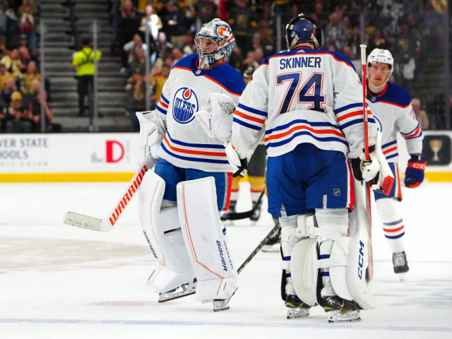 Edmonton Oilers waive goaltender Jack Campbell, will recall Calvin Pickard