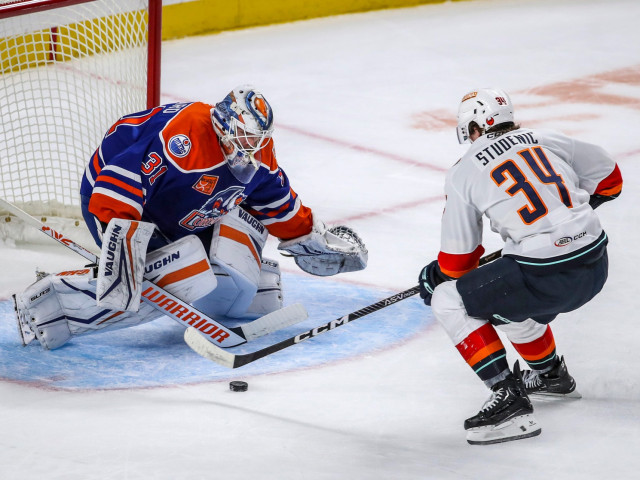 Oilers Notebook: Welcome back to the show, Calvin Pickard