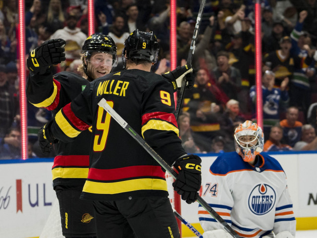 Game Highlights 11.0: Vancouver Canucks beat Edmonton Oilers 6-2