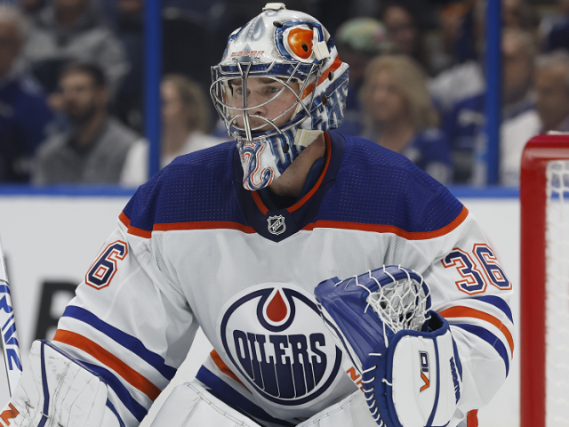 Oilers place veteran goalie Campbell on waivers: report