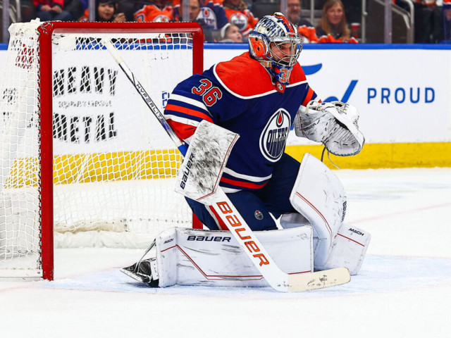 Oilers place struggling Campbell on waivers