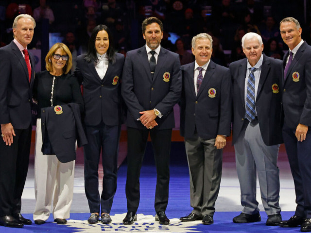 Hockey Hall of Fame inducts accomplished class of 2023