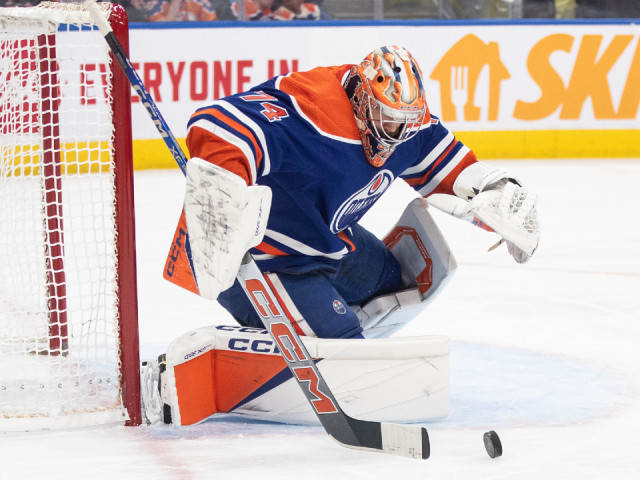 With no viable NHL backup, it’s up to Skinner to deliver in net for Oilers