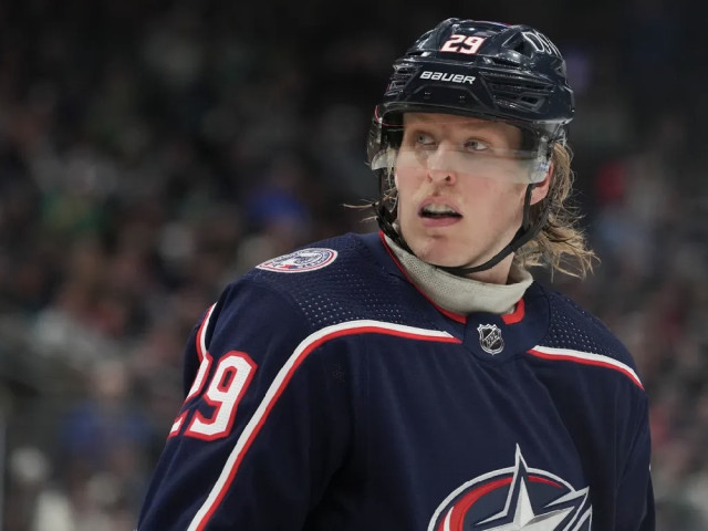 NHL Notebook: Columbus Blue Jackets healthy scratch Patrik Laine, Panthers Aleksander Barkov listed as day-to-day, and more