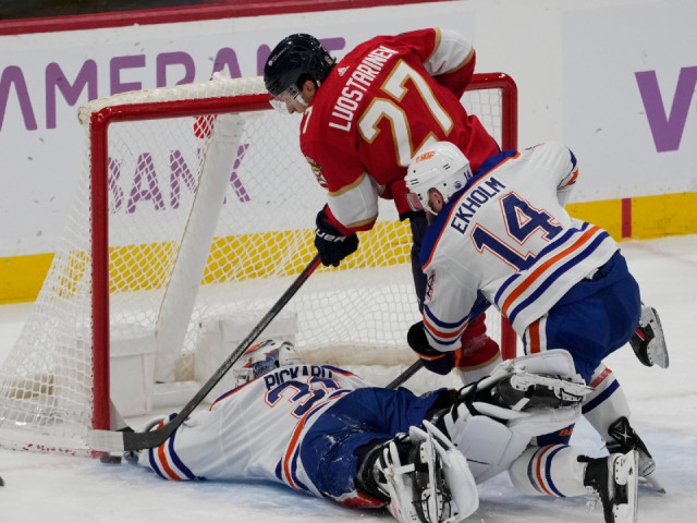 Panthers overcome two-goal night from McDavid, dump Oilers