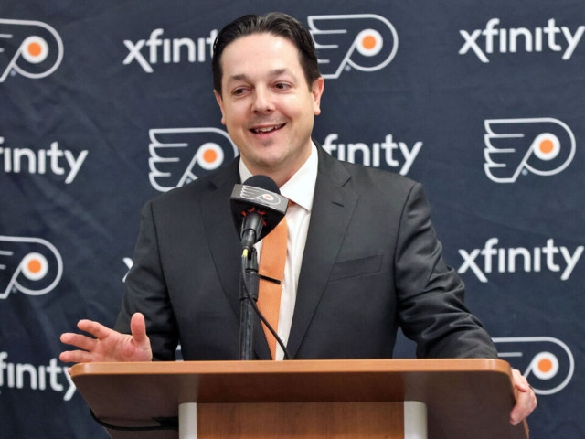 Report: Flyers 'eager' to make trades to solidify foundation