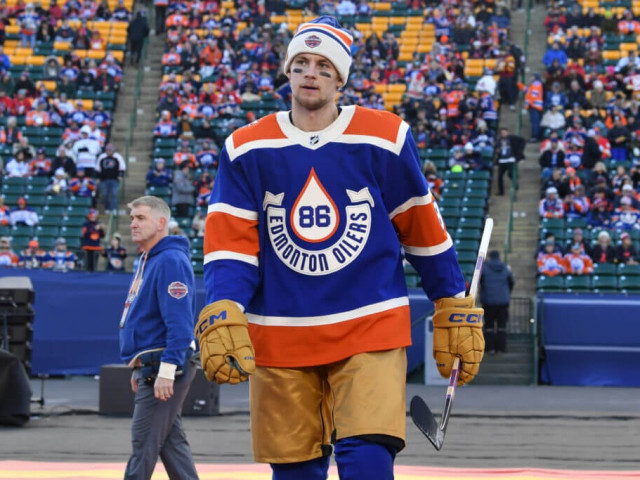 Oilers’ Philip Broberg granted permission to seek trade: Why Edmonton is moving on from defenceman