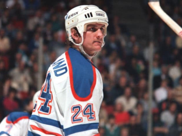 40 years ago, Edmonton Oilers acquire Kevin McClelland