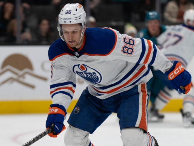 Oilers send down Broberg and recall preseason standout