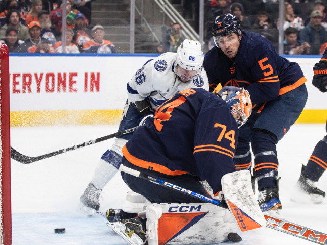 Skinner shoulders blame for loss as Oilers feel wrath of Vasilevskiy
