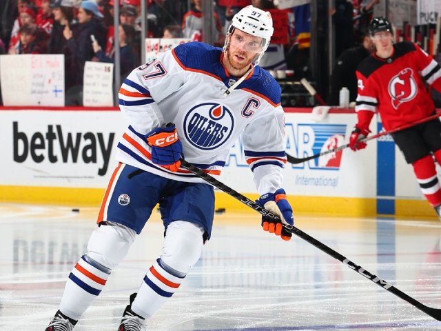 Oilers’ McDavid, Draisaitl use Pride Tape in warmup ahead of game vs. Devils