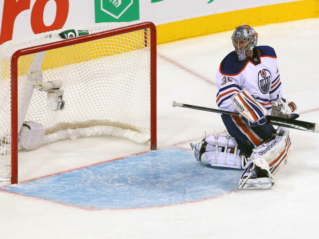 Former Edmonton Oilers goalie Nikolai Khabibulin, 51, signs contract to play in KHL