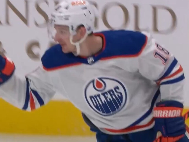 Oilers’ Hyman finishes off McDavid’s feed for 20th goal of season