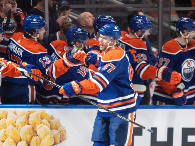 ‘Pretty insane’: No stopping Oilers’ McDavid on another milestone night