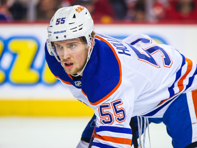 Edmonton Oilers activate Dylan Holloway from LTIR, loan him to AHL Condors