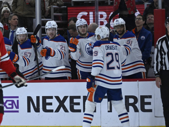 The Day After 37.0: Lackluster Oilers nearly choke against bruised Blackhawks