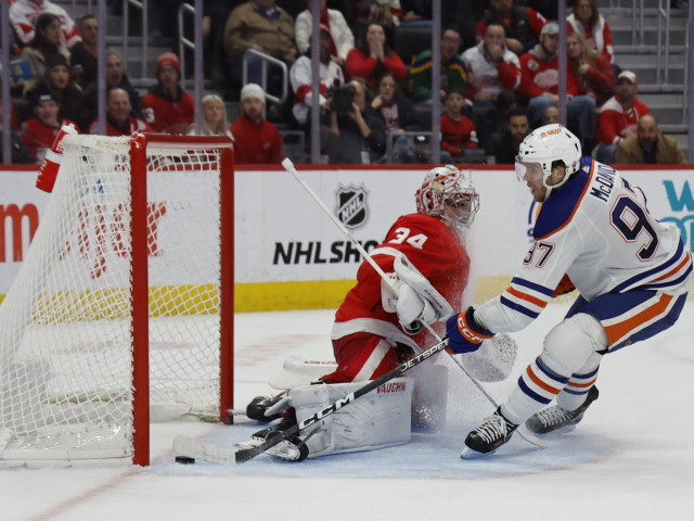 Game Highlights 38.0: Edmonton Oilers beat Detroit Red Wings 3-2 in overtime