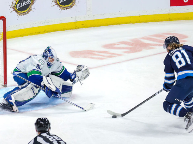 Stanley Cup odds: Jets, Canucks soar; Devils plummet at halfway point